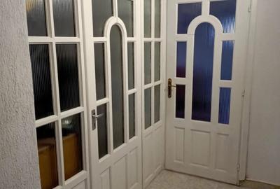 Apartament cu 3 camere decomandat în Fălticeni