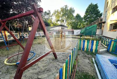 Casă individuală cu 12 camere cu Canalizare în Complex Studențesc - 36