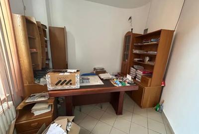 Spațiu comercial, de 143 mp, în Central - 5