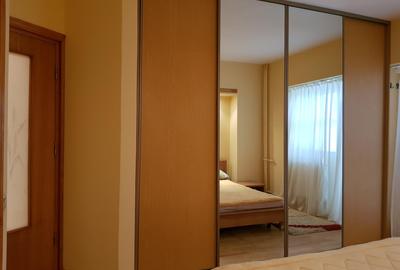 Apartament cu 4 camere decomandat în Stadion - 8