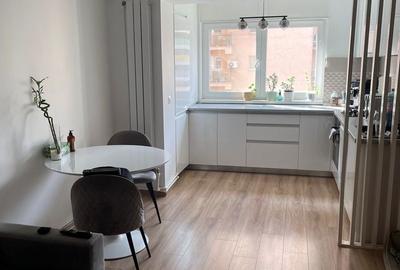 Apartament cu 2 camere semidecomandat în Cățelu - 2