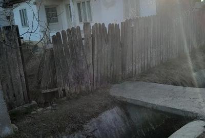 Casă cu Teren 480 Mp în Gura Caliței - 1