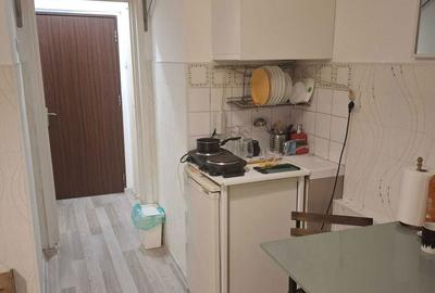 Garsonieră decomandată în Unirii