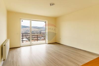 Apartament cu 2 camere decomandat în Baciu - 5