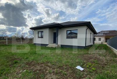 Casa individuala de vanzare, 4 camere, 112 mp, zona Unire - 1
