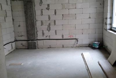 Piata Ovidiu - spatiu comercial cu vad pietonal - 5