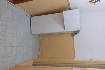 Garsonieră decomandată în Central - 1