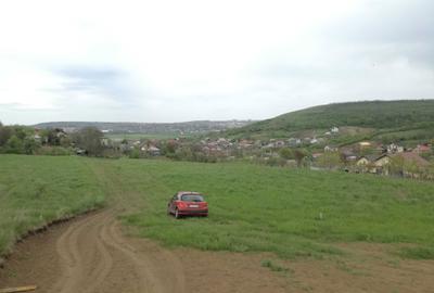 Teren de 4098 mp, în Miroslava - 4