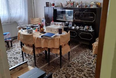Apartament cu 4 camere decomandat în Berceni - 3