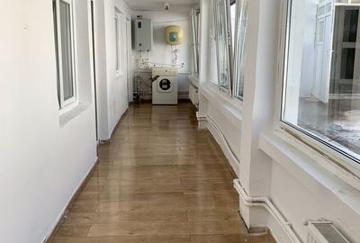 Casă individuală cu 4 camere cu Canalizare în Giulești - 1