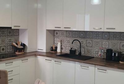 Apartament cu 2 camere decomandat în Central - 1