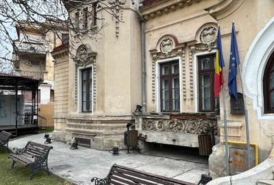 Casa de epoca in inima Bucure?tiului Lascar Catargiu / Pia?a Romana - 13