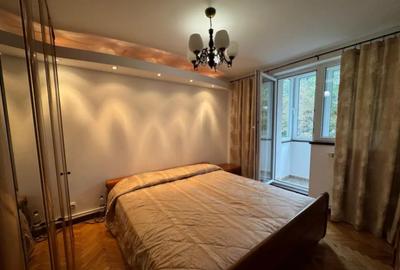 Apartament cu 3 camere decomandat în Central - 2