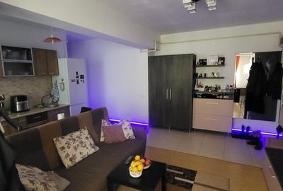 Vând apartament două camere Bucureștii noi - 4