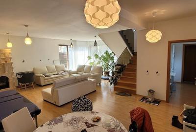 Casă cu 5 camere cu Teren 260 Mp în Făget - 10