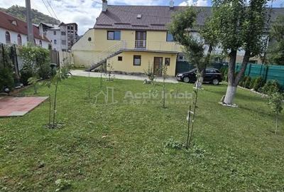 Casă cu 6 camere cu Teren 350 Mp în Central - 5