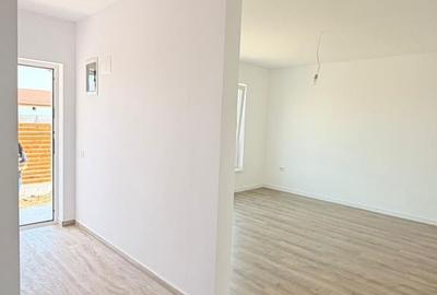 Casă cu 3 camere cu Teren 350 Mp în Berceni - 4
