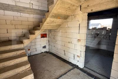 Casa cu etaj la rosu, 160 mp utili, 1200 mp teren, zona Trei Movile - Scheia - 4