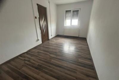 Apartament cu 3 camere nedecomandat în Nord - 2