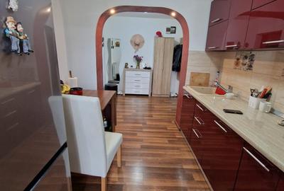 Apartament cu 3 camere ,decomandat, zona Alexandru cel Bun - 5