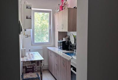 Apartament cu 2 camere semidecomandat în Exterior Vest