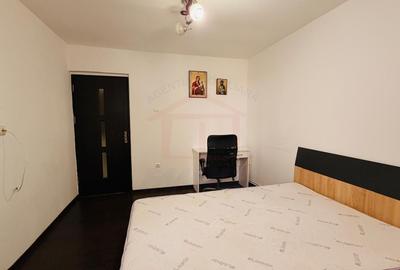 Apartament cu 2 camere în Micro 13 - 4