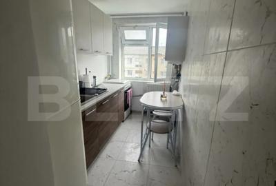 Apartament cu 2 camere semidecomandat în Micro 6 - 3