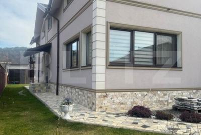 Casă cu 4 camere cu Teren 400 Mp în Central - 16