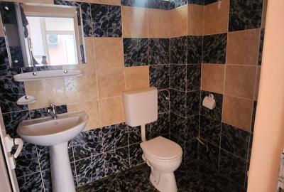 Casă cu 4 camere cu Teren 176 Mp în Central - 14