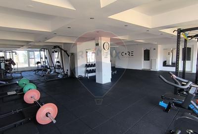 Spațiu comercial, de 202.35000610352 mp, în Central - 14