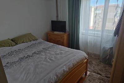 Apartament cu 3 camere decomandat în Central - 2