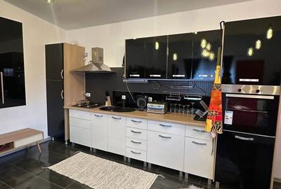 Casă cu 3 camere în Central