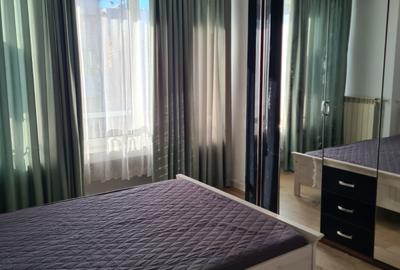 Apartament cu 3 camere semidecomandat, mobilat în P-ța Romană - 10