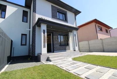 Duplex cu 4 camere cu Canalizare în Dumbrăvița - 2
