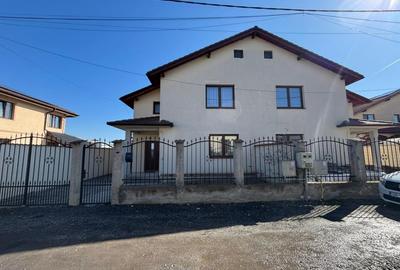 Duplex cu 4 camere cu Canalizare în Turnișor - 1
