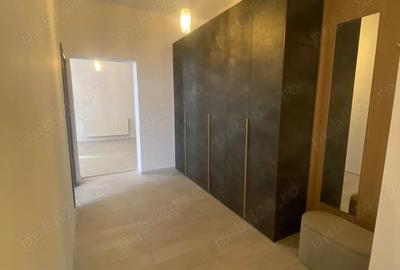 Apartament cu 4 camere decomandat în Central - 1