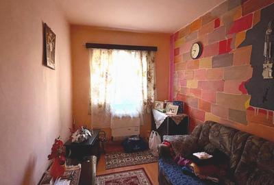 Apartament cu 3 camere nedecomandat în Central - 3