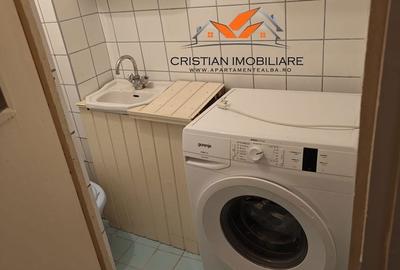Apartament cu 3 camere decomandat în Cetate - 9
