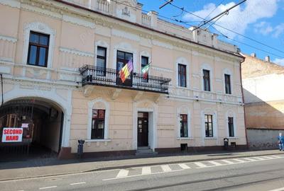 Spațiu comercial, de 170 mp, în Boul Roșu - 13