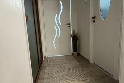 Apartament cu 2 camere, zona Podu Ros - 6