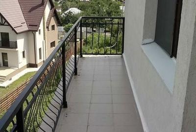 Garsonieră decomandată în Central - 2