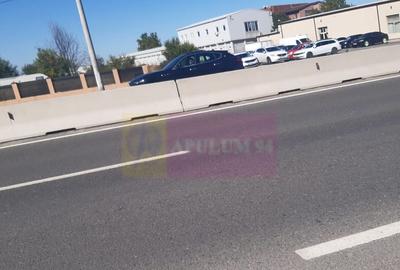 Teren de 5600 mp, în 1 Decembrie - 12