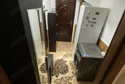 Apartament 2 camere, etaj 1, Tineretului, langa ?coala nr 10, - 8