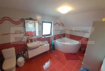 Casa 4 camere, 240 mp utili, 750 mp teren, zona Sigmir Casa 4 camere, 240 mp utili, 750 mp teren, zona Sigmir - 3