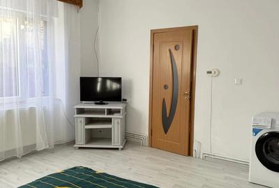 Casă cu 2 camere cu Teren 100 Mp în Central - 5