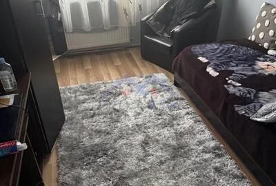 Apartament cu 4 camere decomandat în Cetate - 2