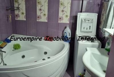 Casă cu 5 camere cu Teren 200 Mp în Central