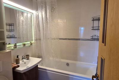 Apartament cu 3 camere semidecomandat în Palat - 5