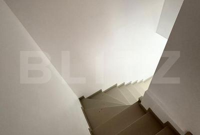 Casă cu 4 camere cu Teren 200 Mp în Central - 9