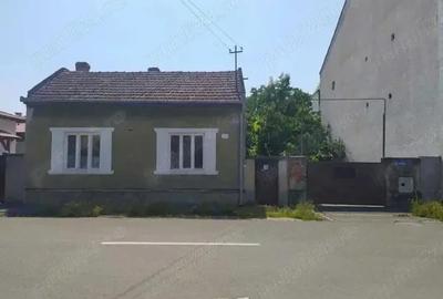 Casă cu 3 camere cu Teren 765 Mp în Grădiște - 1